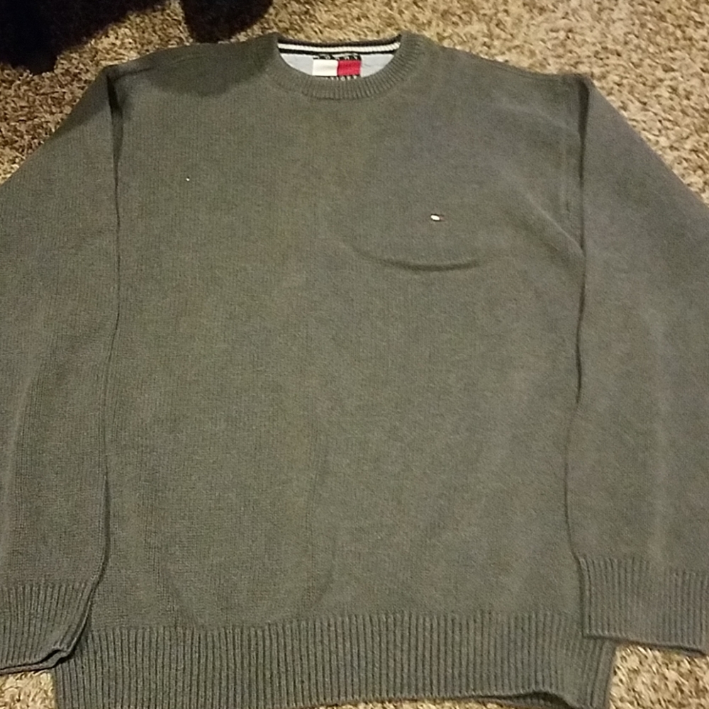 Mens Tommy Hilfiger gray long sleeve sweater